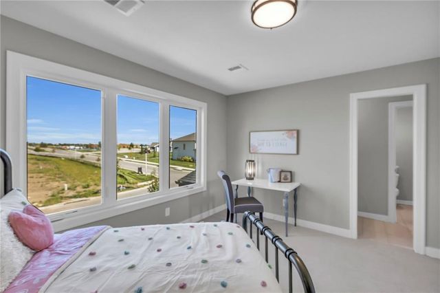 17483 W 169th Terrace, Olathe, KS 66062