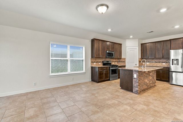 517 Candor Stone, Cibolo, TX 78108