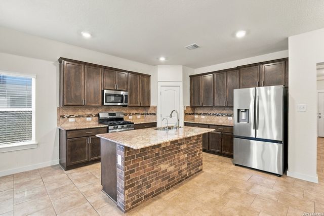 517 Candor Stone, Cibolo, TX 78108