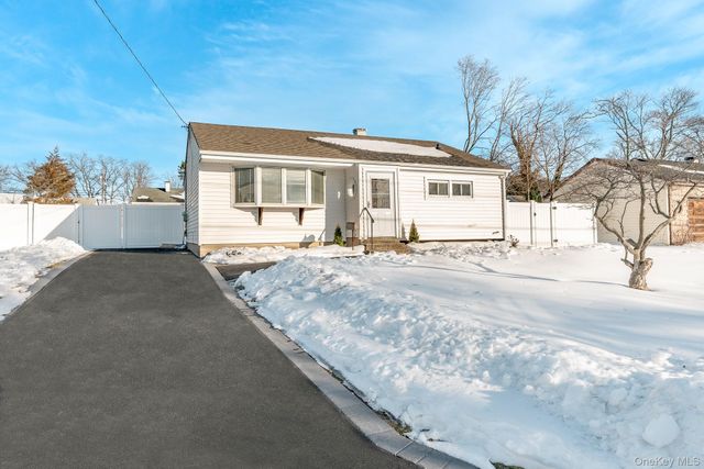 165 Westwood Drive, Brentwood, NY 11717