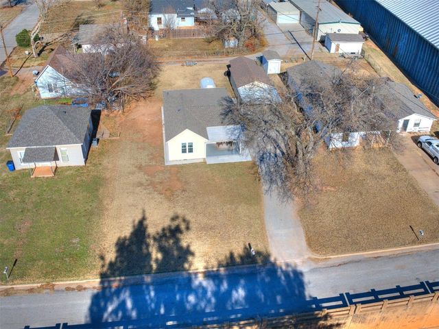 308 E Broadway Avenue, Kingfisher, OK 73750