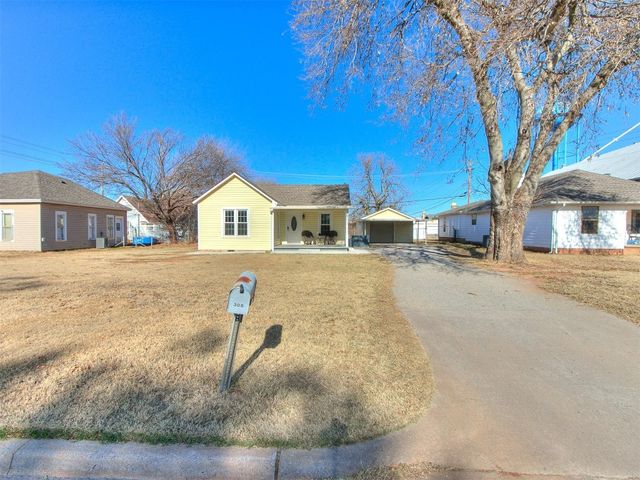 308 E Broadway Avenue, Kingfisher, OK 73750