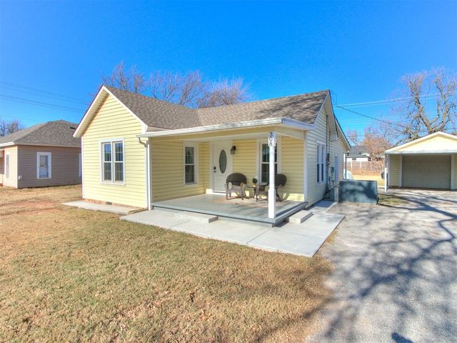 308 E Broadway Avenue, Kingfisher, OK 73750
