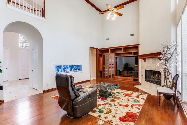 1119 Creekwood Drive, Garland, TX 75044