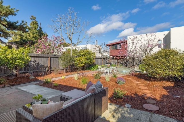 2123 Oregon ST, Berkeley, CA 94705