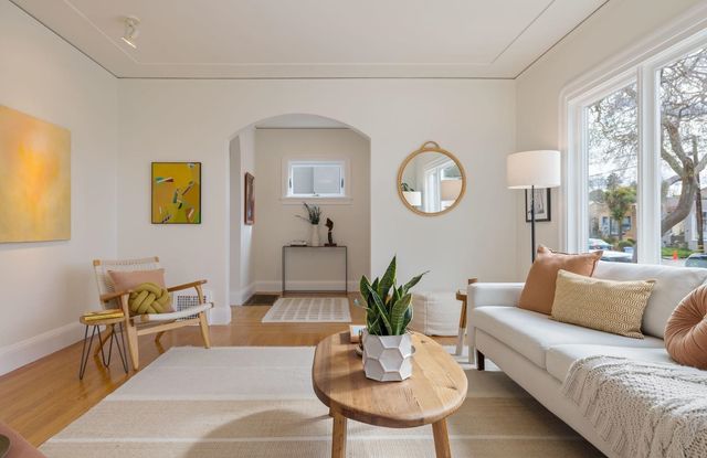 2123 Oregon ST, Berkeley, CA 94705