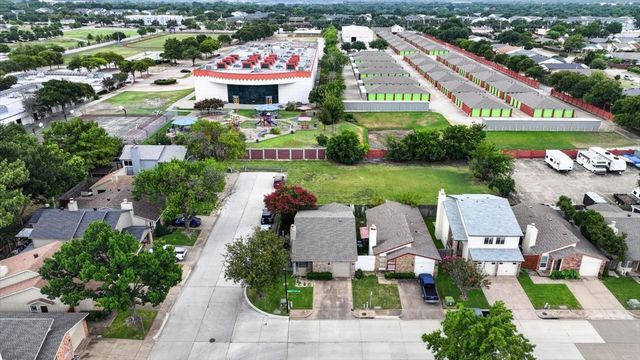 2802 Southern Cross Drive, Garland, TX 75044