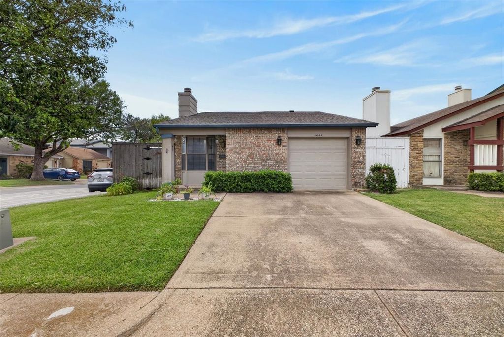 2802 Southern Cross Drive, Garland, TX 75044