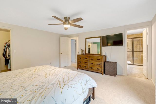 6 WEST CT, Sterling, VA 20165