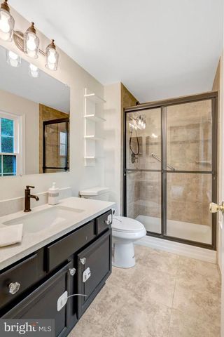 6 WEST CT, Sterling, VA 20165