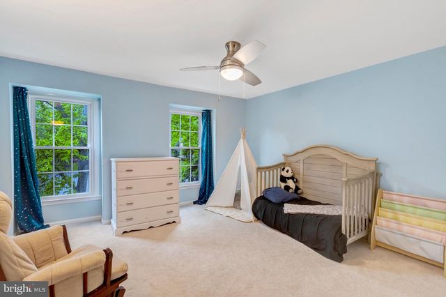 6 WEST CT, Sterling, VA 20165