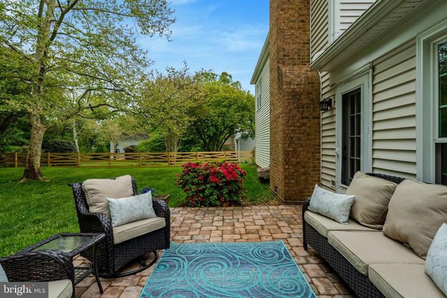 6 WEST CT, Sterling, VA 20165