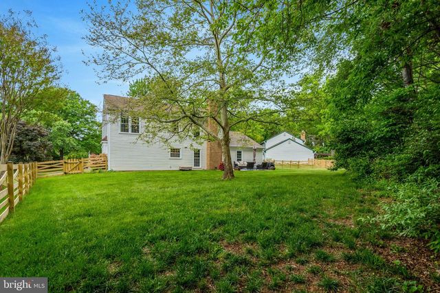 6 WEST CT, Sterling, VA 20165
