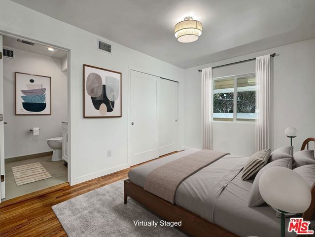 5930 Willoughby Avenue, Hollywood, CA 90038