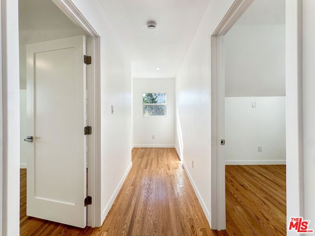 5930 Willoughby Avenue, Hollywood, CA 90038