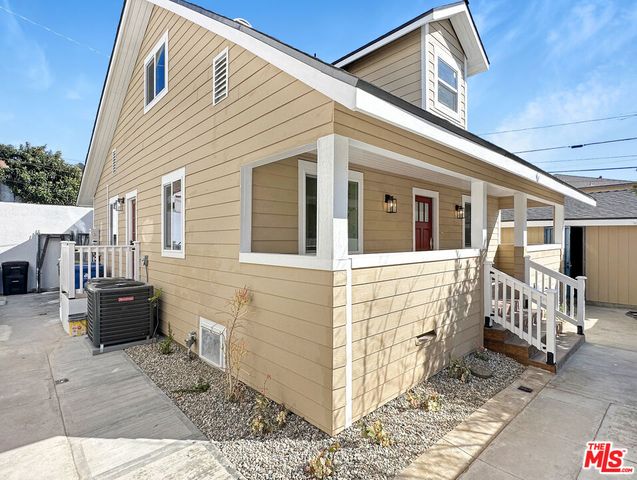 5930 Willoughby Avenue, Hollywood, CA 90038