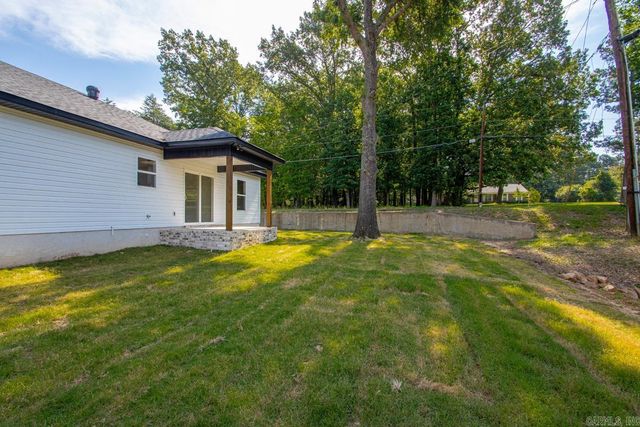 214 Pineview Avenue, Sherwood, AR 72120