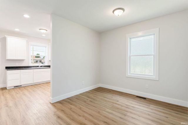 1011 Allen Street, South Bend, IN 46616