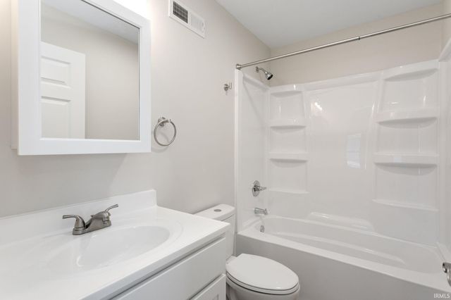1011 Allen Street, South Bend, IN 46616