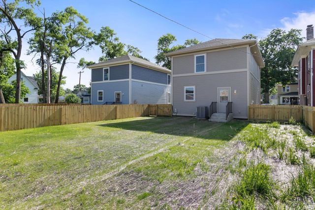 1011 Allen Street, South Bend, IN 46616