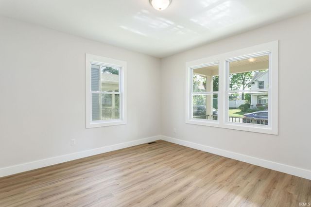 1011 Allen Street, South Bend, IN 46616