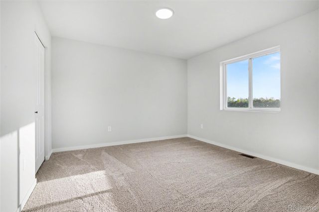 2322 Pear Tree Drive, Burton, MI 48519