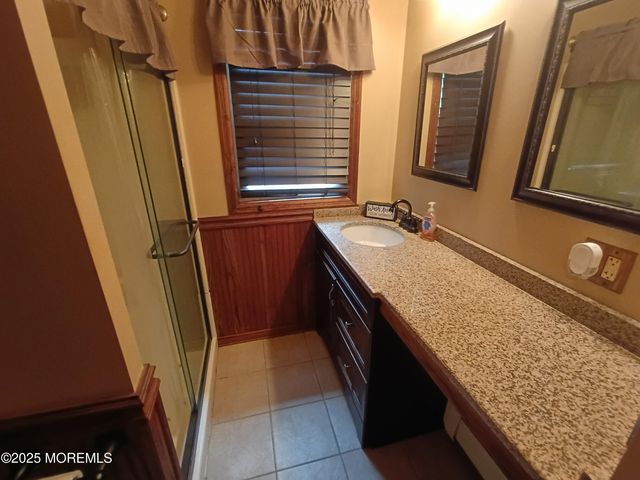56 Bryant Road, Waretown, NJ 08758