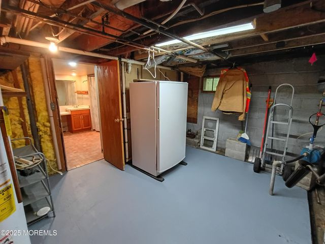 56 Bryant Road, Waretown, NJ 08758