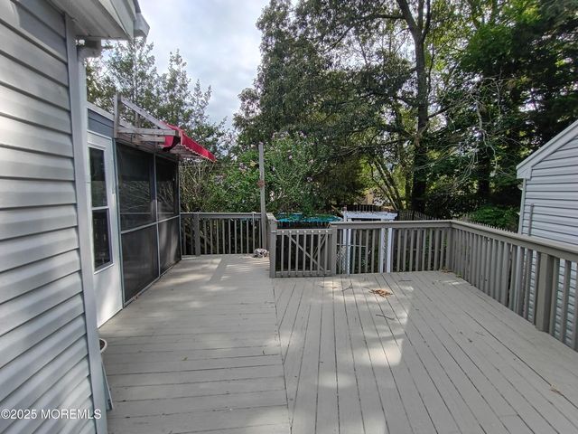 56 Bryant Road, Waretown, NJ 08758