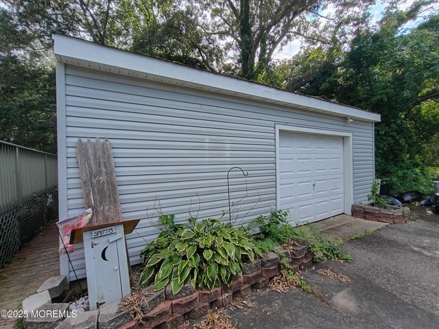 56 Bryant Road, Waretown, NJ 08758