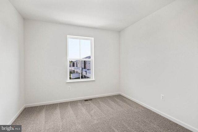 8250 LONGFORD RD, Millersville, MD 21108