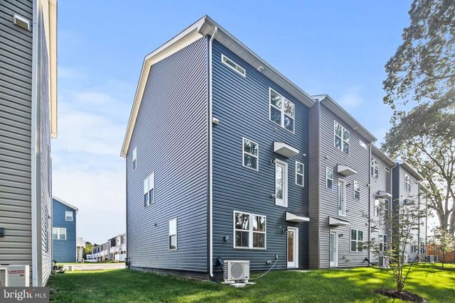 8250 LONGFORD RD, Millersville, MD 21108