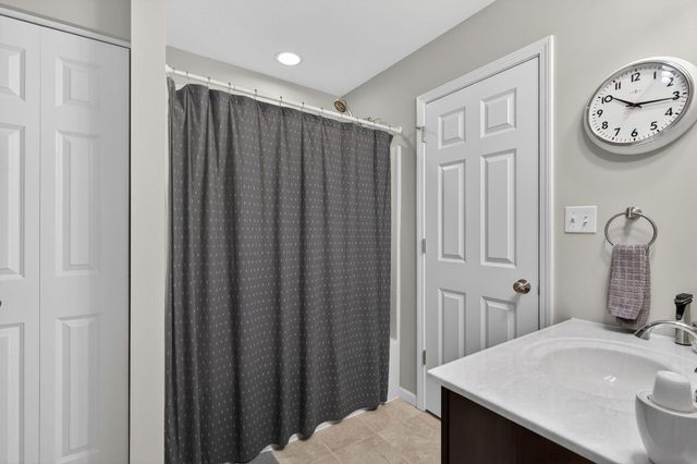 11405 Vermont Place, Crown Point, IN 46307