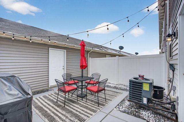 11405 Vermont Place, Crown Point, IN 46307