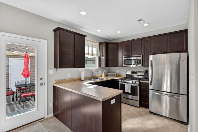 11405 Vermont Place, Crown Point, IN 46307