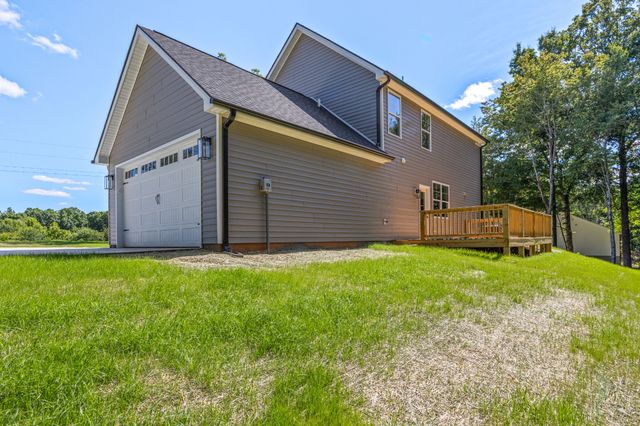 1001 Walnut Grove Rd, Dickson, TN 37055