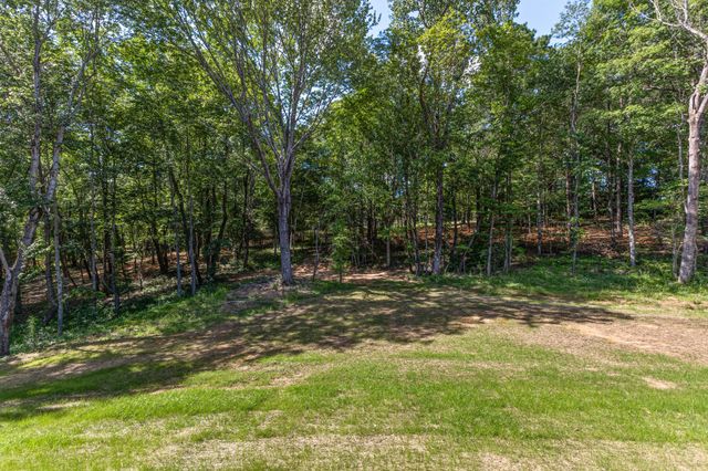 1001 Walnut Grove Rd, Dickson, TN 37055