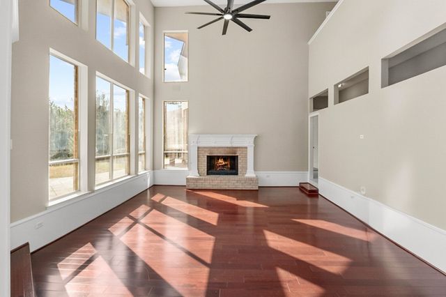 504 Broad Leaf Lane, Mckinney, TX 75072