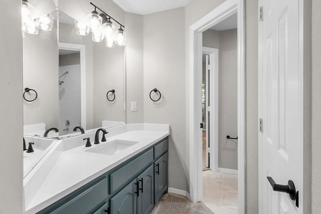 504 Broad Leaf Lane, Mckinney, TX 75072