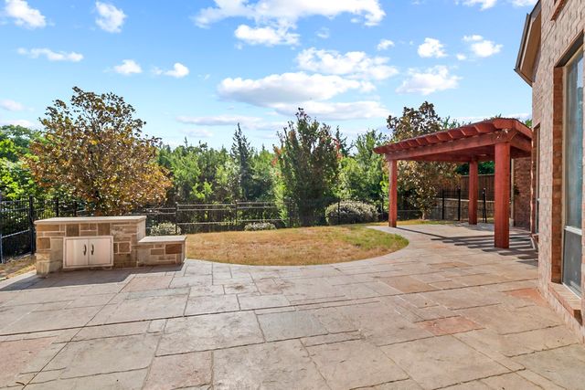 504 Broad Leaf Lane, Mckinney, TX 75072