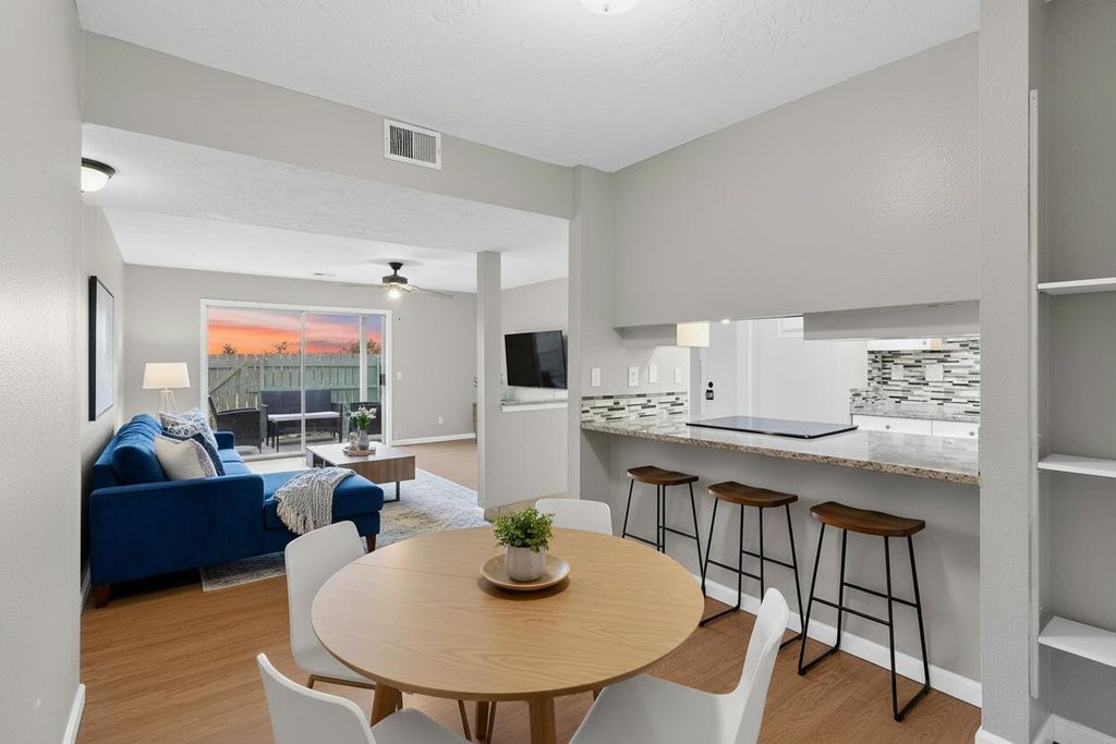 3867 Montgomery Boulevard NE APT 1603, Albuquerque, NM 87109