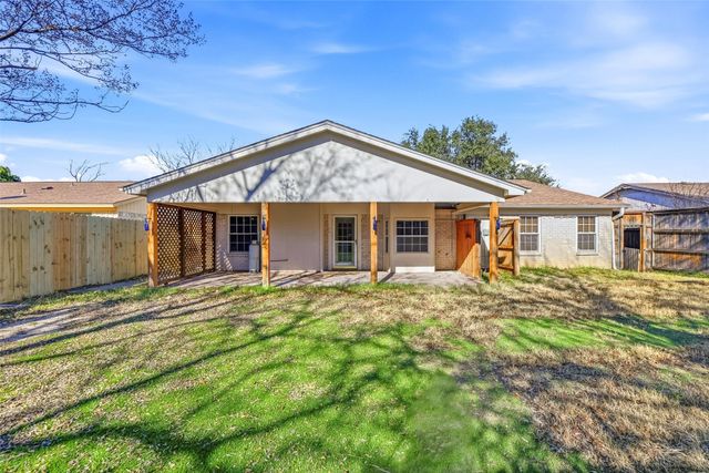 517 Panay Way Drive, Fort Worth, TX 76108