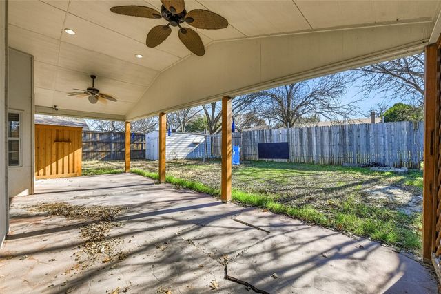 517 Panay Way Drive, Fort Worth, TX 76108