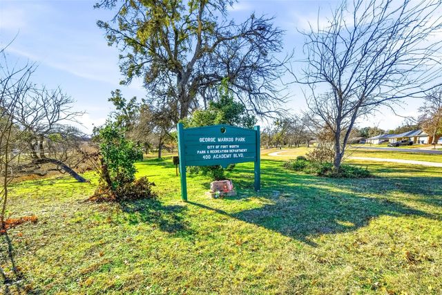 517 Panay Way Drive, Fort Worth, TX 76108