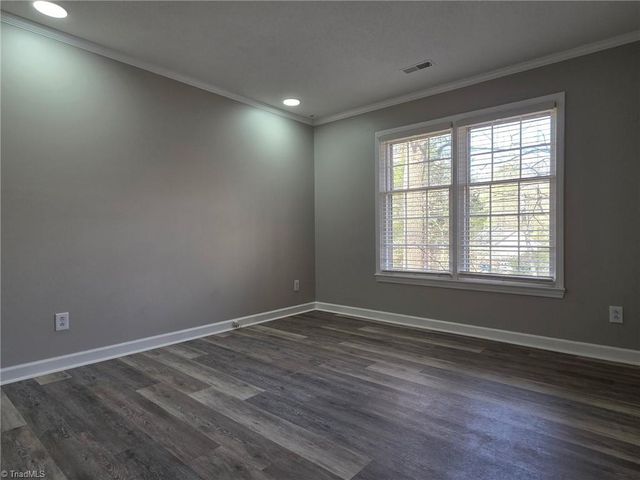 157 Woodbriar Road, Winston-salem, NC 27106