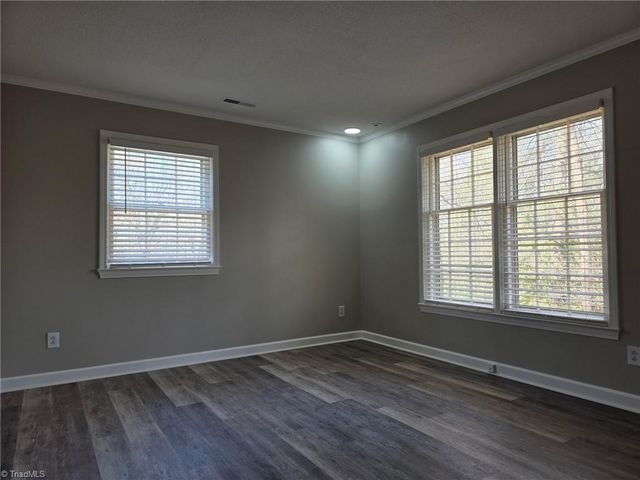 157 Woodbriar Road, Winston-salem, NC 27106