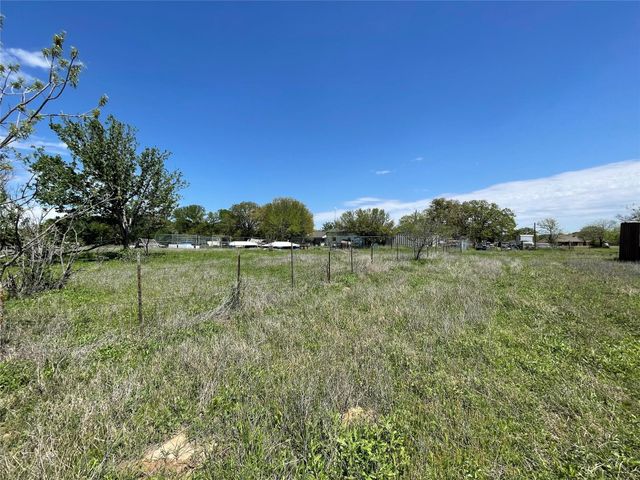 1134 Ladybird Lane, Reno, TX 76020