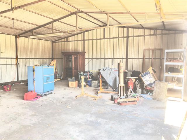 1134 Ladybird Lane, Reno, TX 76020