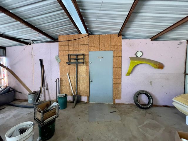 1134 Ladybird Lane, Reno, TX 76020