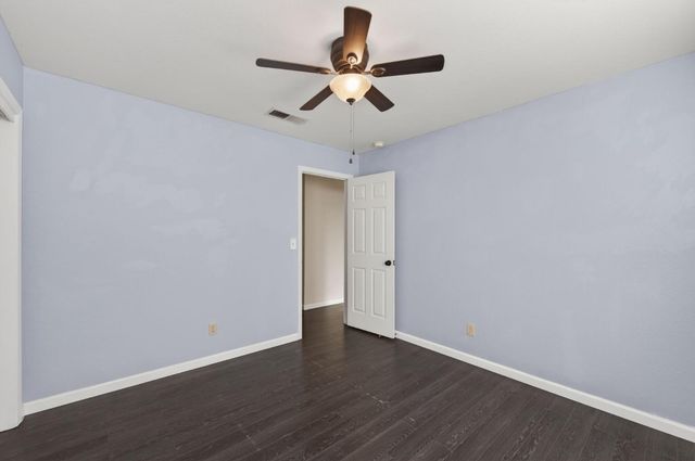 2560 Purvis Avenue, Clovis, CA 93611